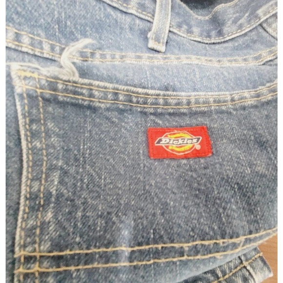 Dickies Straight Leg Jeans Mens Size 42x32 Medium Wash Denim Workwear Pants - Picture 7 of 8